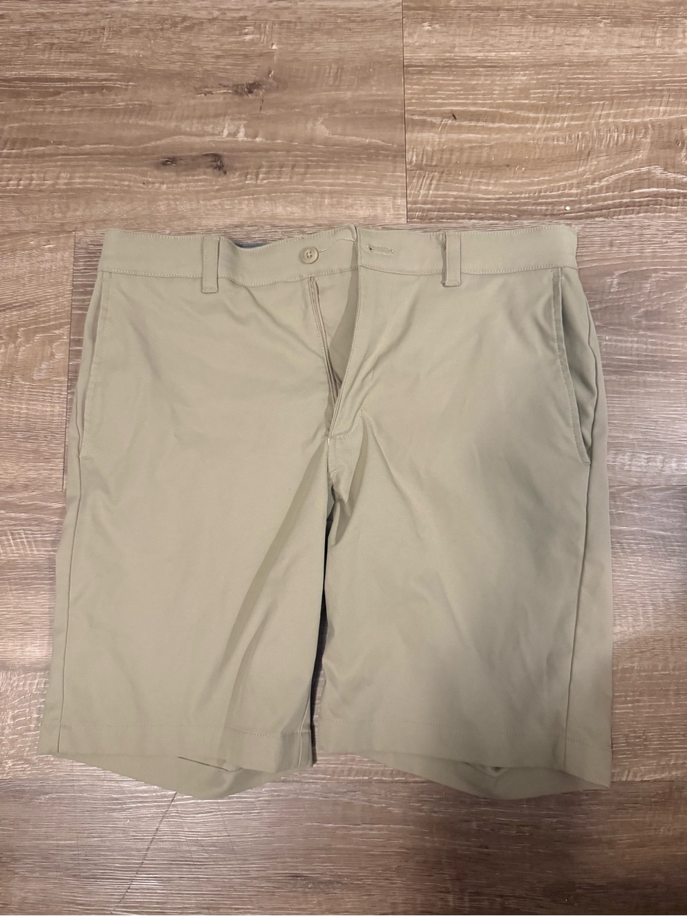Men's Classic Khaki Golf Shorts